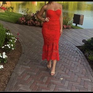 Red Mid-length Strapless Dress